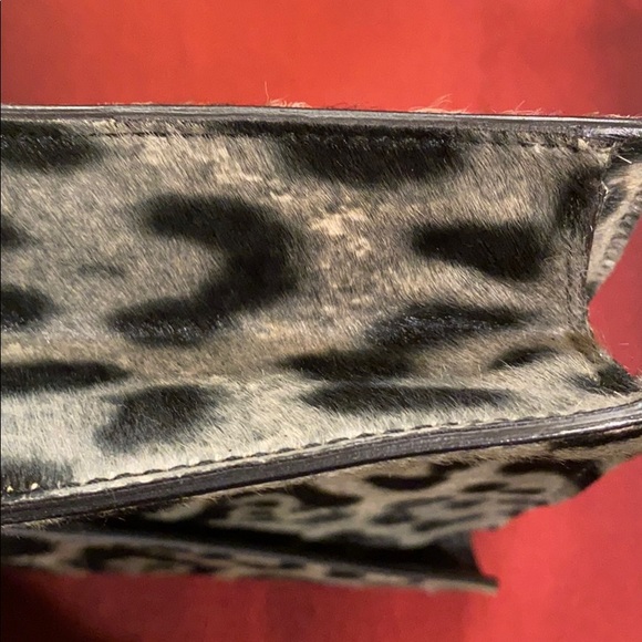 ⚫️⚪️”RARE FIND!! YSL EVENING/CLUTCH”⚪️⚫️ - Picture 8 of 12